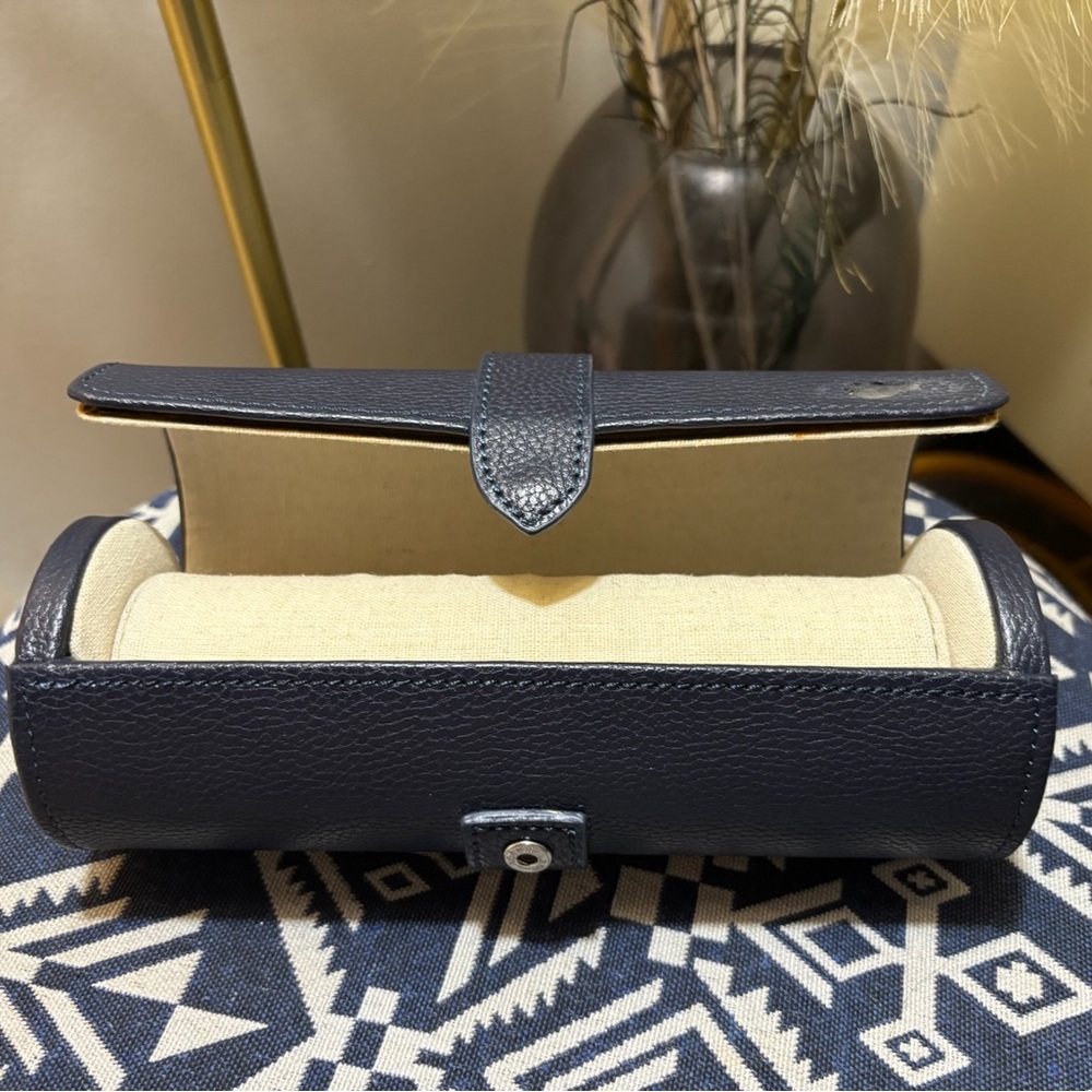 Mark & Graham Navy Travel Watch and Bracelet Organizer - Flawed - Picture 2 of 4